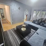 Hromey Vibe Apartment